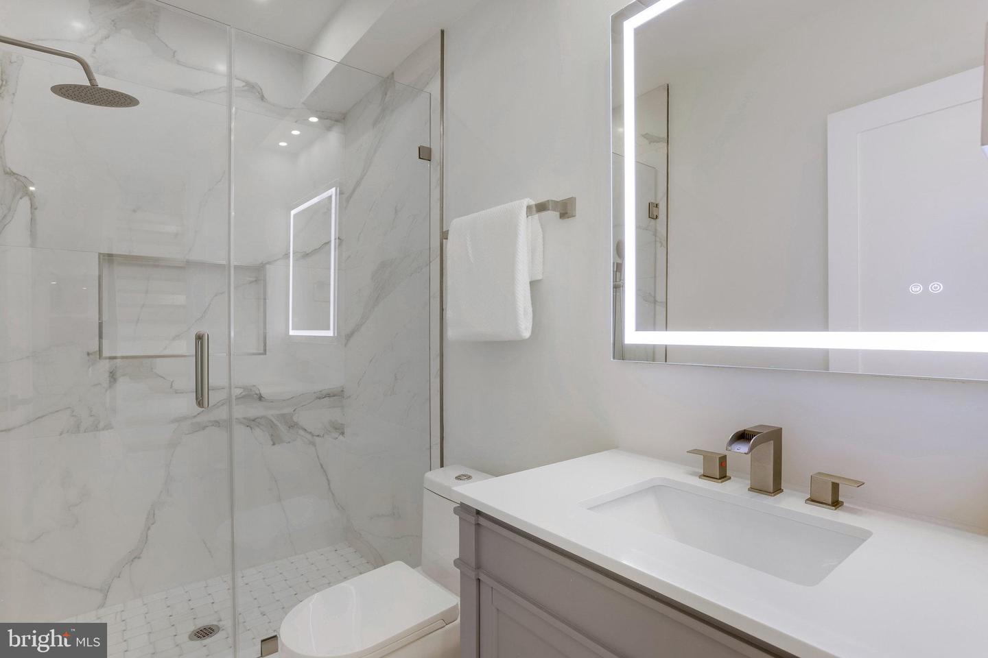 1600 37TH ST NW, WASHINGTON, District Of Columbia 20007, 5 Bedrooms Bedrooms, ,4 BathroomsBathrooms,Residential,For sale,1600 37TH ST NW,DCDC2187336 MLS # DCDC2187336