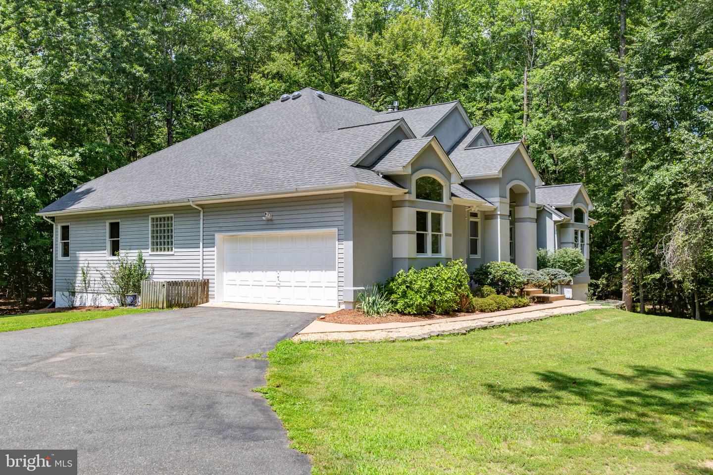 14500 RIVER JUNCTION DR, FREDERICKSBURG, Virginia 22407, 5 Bedrooms Bedrooms, ,3 BathroomsBathrooms,Residential,For sale,14500 RIVER JUNCTION DR,VASP2032302 MLS # VASP2032302