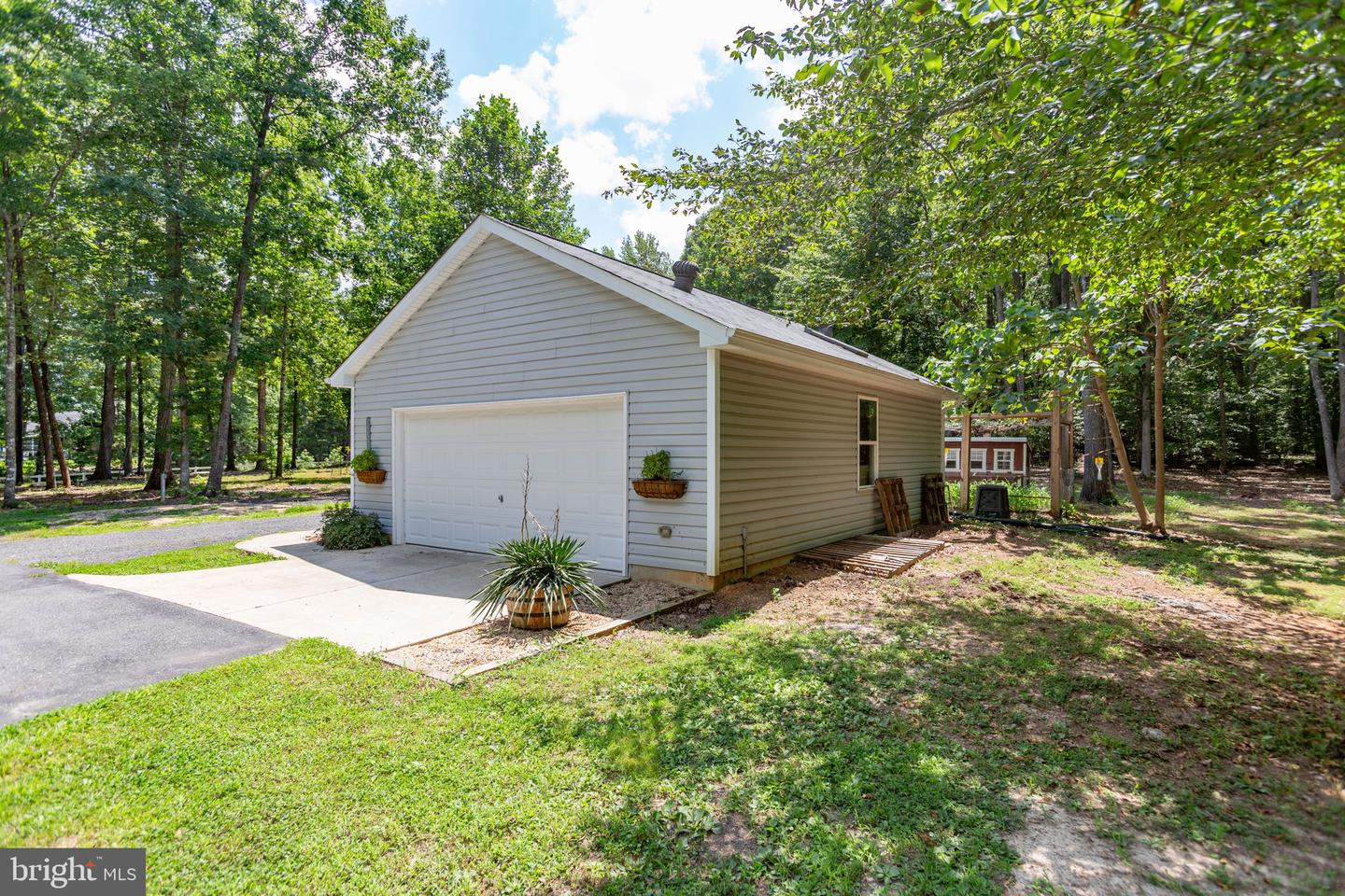 14500 RIVER JUNCTION DR, FREDERICKSBURG, Virginia 22407, 5 Bedrooms Bedrooms, ,3 BathroomsBathrooms,Residential,For sale,14500 RIVER JUNCTION DR,VASP2032302 MLS # VASP2032302