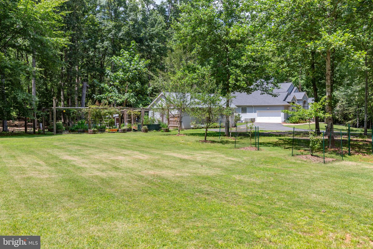 14500 RIVER JUNCTION DR, FREDERICKSBURG, Virginia 22407, 5 Bedrooms Bedrooms, ,3 BathroomsBathrooms,Residential,For sale,14500 RIVER JUNCTION DR,VASP2032302 MLS # VASP2032302