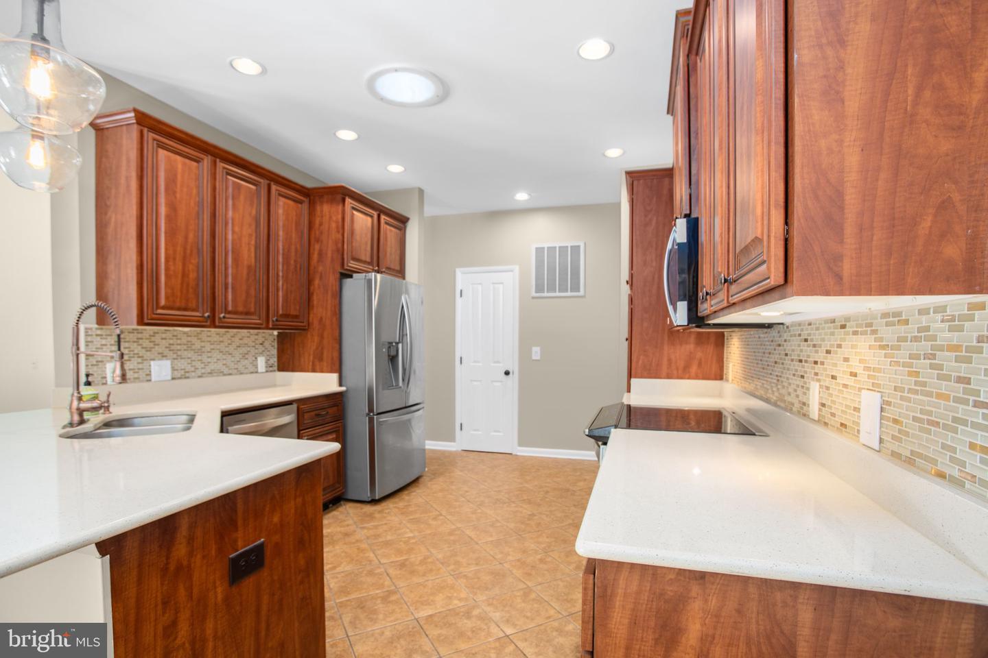 14500 RIVER JUNCTION DR, FREDERICKSBURG, Virginia 22407, 5 Bedrooms Bedrooms, ,3 BathroomsBathrooms,Residential,For sale,14500 RIVER JUNCTION DR,VASP2032302 MLS # VASP2032302