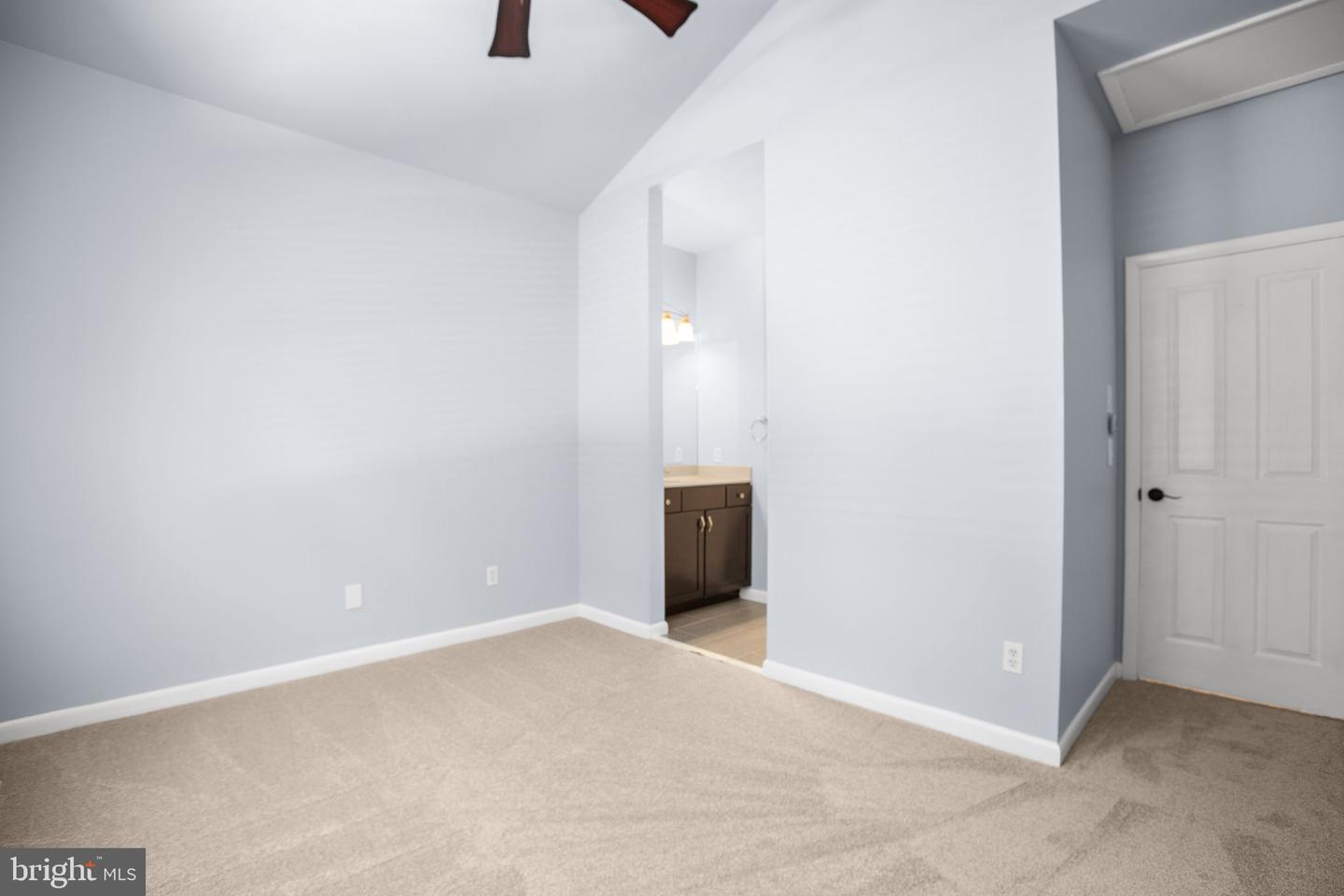 14500 RIVER JUNCTION DR, FREDERICKSBURG, Virginia 22407, 5 Bedrooms Bedrooms, ,3 BathroomsBathrooms,Residential,For sale,14500 RIVER JUNCTION DR,VASP2032302 MLS # VASP2032302
