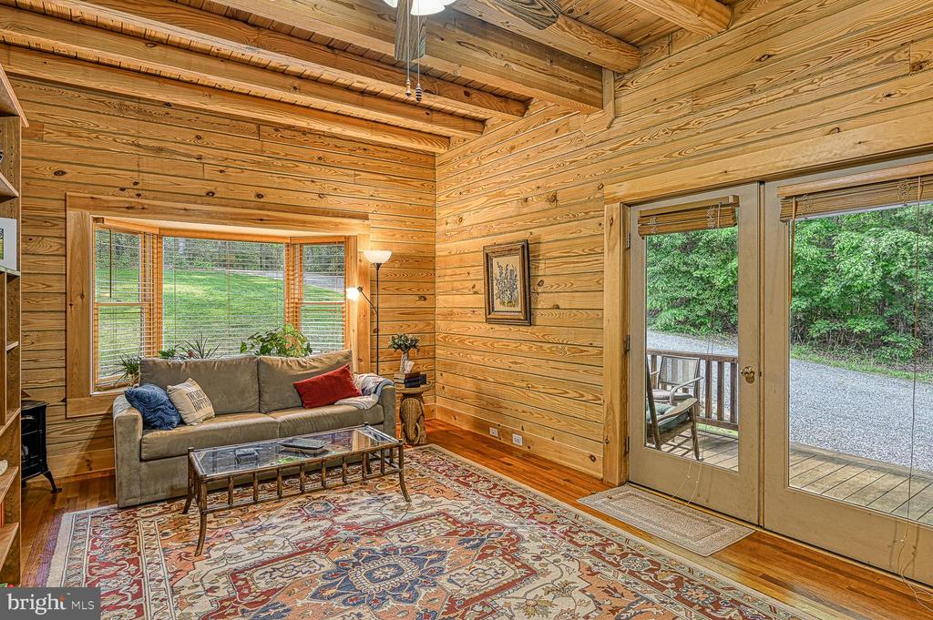 123 SHOREWOOD DR, MINERAL, Virginia 23117, 4 Bedrooms Bedrooms, ,4 BathroomsBathrooms,Residential,123 SHOREWOOD DR,VALA2008166 MLS # VALA2008166