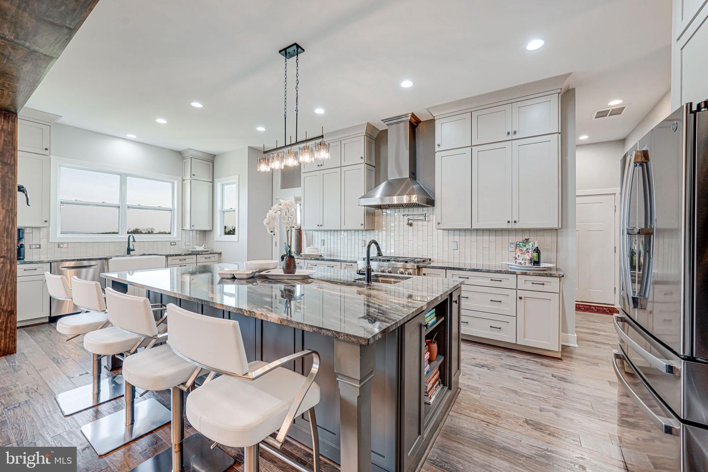 12116 PETEY LN, LOVETTSVILLE, Virginia 20180, 5 Bedrooms Bedrooms, ,4 BathroomsBathrooms,Residential,For sale,12116 PETEY LN,VALO2094624 MLS # VALO2094624