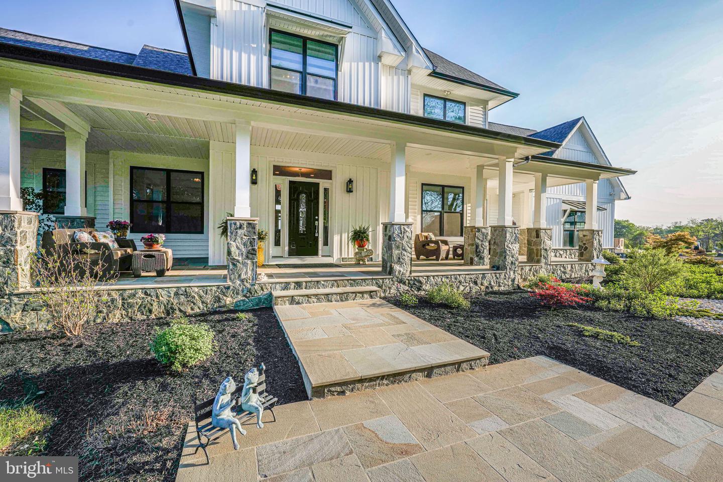 12116 PETEY LN, LOVETTSVILLE, Virginia 20180, 5 Bedrooms Bedrooms, ,4 BathroomsBathrooms,Residential,For sale,12116 PETEY LN,VALO2094624 MLS # VALO2094624