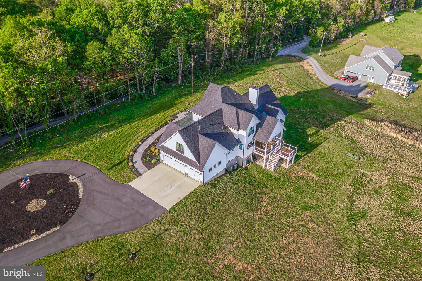 12116 PETEY LN, LOVETTSVILLE, Virginia 20180, 5 Bedrooms Bedrooms, ,4 BathroomsBathrooms,Residential,For sale,12116 PETEY LN,VALO2094624 MLS # VALO2094624
