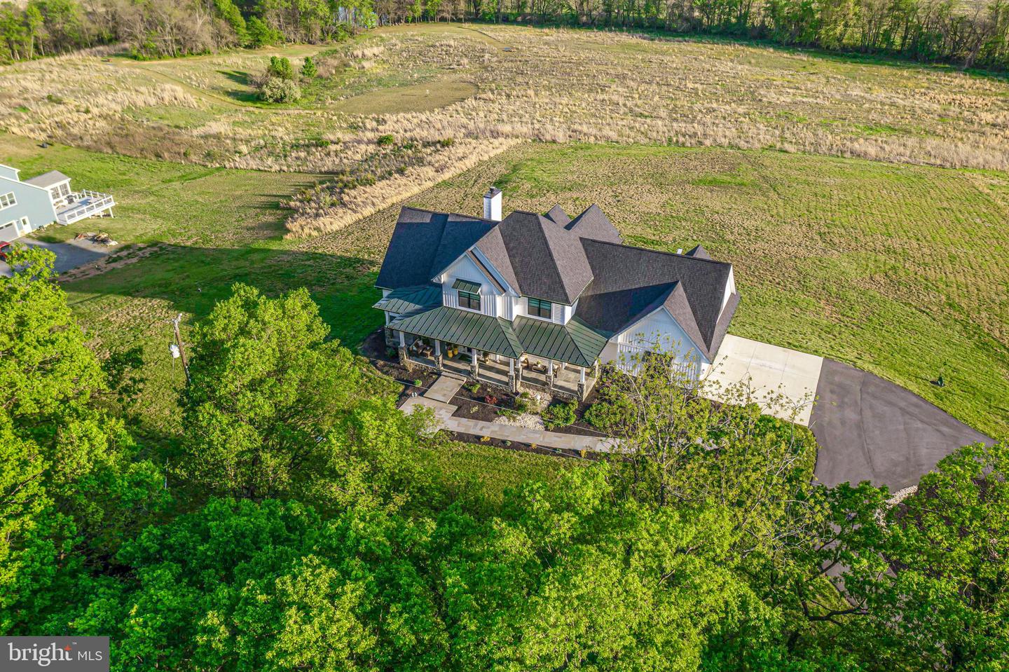 12116 PETEY LN, LOVETTSVILLE, Virginia 20180, 5 Bedrooms Bedrooms, ,4 BathroomsBathrooms,Residential,For sale,12116 PETEY LN,VALO2094624 MLS # VALO2094624