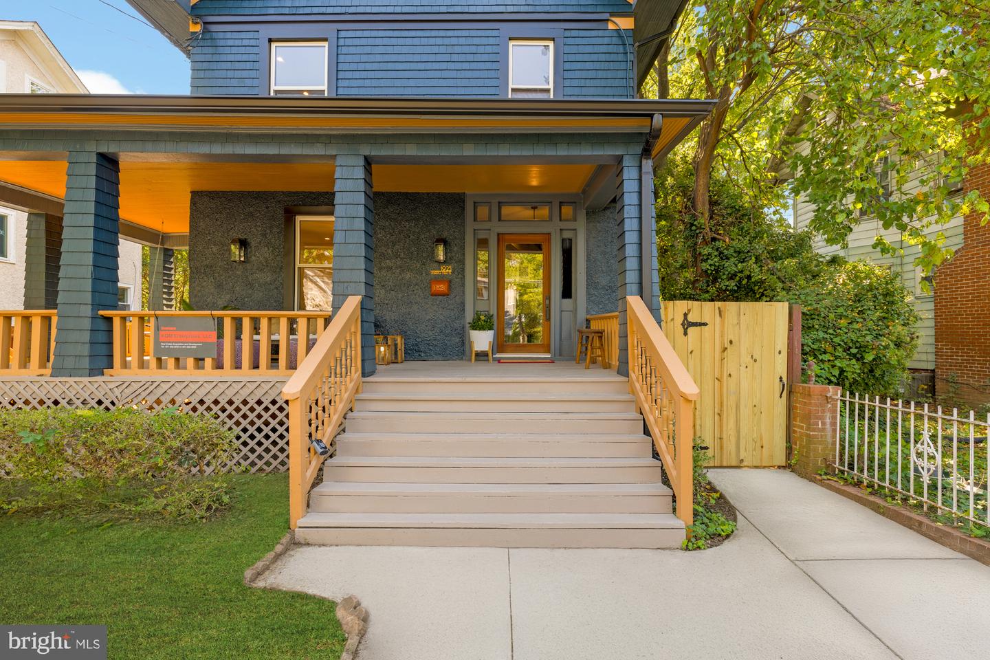 1925 LAWRENCE ST NE, WASHINGTON, District Of Columbia 20018, 6 Bedrooms Bedrooms, ,4 BathroomsBathrooms,Residential,For sale,1925 LAWRENCE ST NE,DCDC2197354 MLS # DCDC2197354