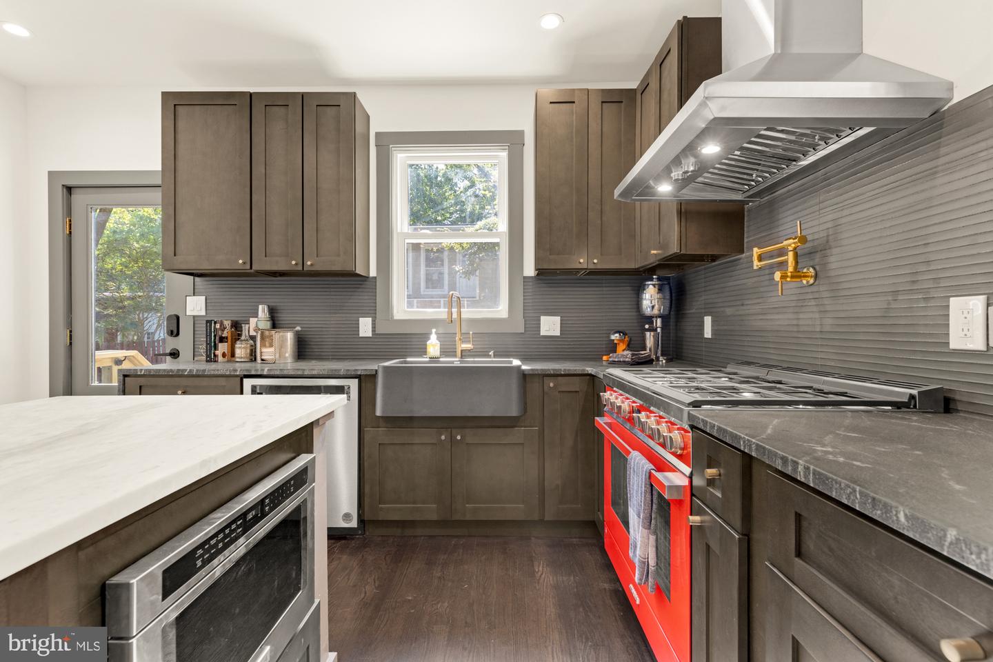 1925 LAWRENCE ST NE, WASHINGTON, District Of Columbia 20018, 6 Bedrooms Bedrooms, ,4 BathroomsBathrooms,Residential,For sale,1925 LAWRENCE ST NE,DCDC2197354 MLS # DCDC2197354