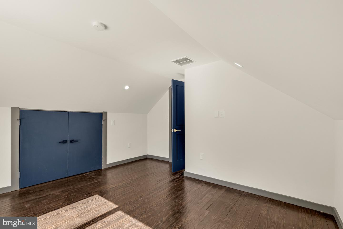 1925 LAWRENCE ST NE, WASHINGTON, District Of Columbia 20018, 6 Bedrooms Bedrooms, ,4 BathroomsBathrooms,Residential,For sale,1925 LAWRENCE ST NE,DCDC2197354 MLS # DCDC2197354
