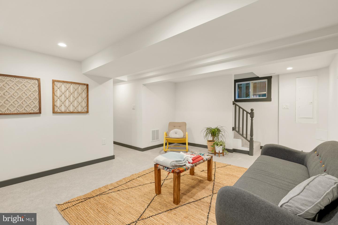 1925 LAWRENCE ST NE, WASHINGTON, District Of Columbia 20018, 6 Bedrooms Bedrooms, ,4 BathroomsBathrooms,Residential,For sale,1925 LAWRENCE ST NE,DCDC2197354 MLS # DCDC2197354