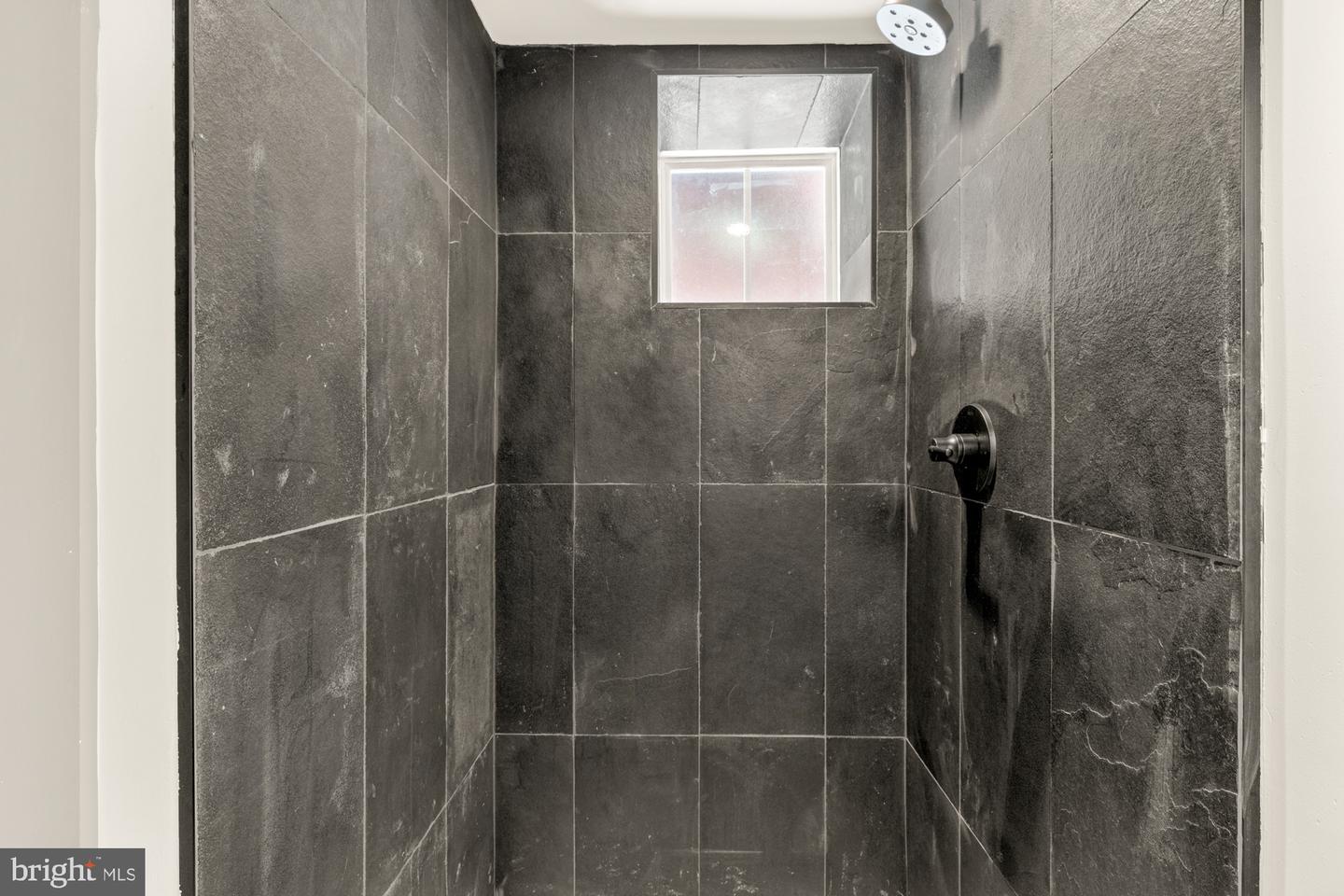 1925 LAWRENCE ST NE, WASHINGTON, District Of Columbia 20018, 6 Bedrooms Bedrooms, ,4 BathroomsBathrooms,Residential,For sale,1925 LAWRENCE ST NE,DCDC2197354 MLS # DCDC2197354
