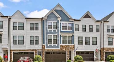 25472 HARTLAND ORCHARD TER, CHANTILLY, Virginia 20152, 3 Bedrooms Bedrooms, ,2 BathroomsBathrooms,Residential,For sale,25472 HARTLAND ORCHARD TER,VALO2095700 MLS # VALO2095700