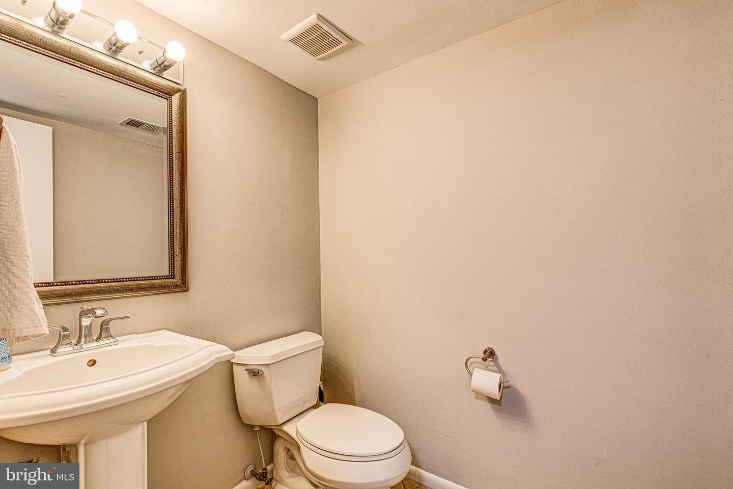 15013 CARDIN PL, WOODBRIDGE, Virginia 22193, 3 Bedrooms Bedrooms, ,2 BathroomsBathrooms,Residential,For sale,15013 CARDIN PL,VAPW2095004 MLS # VAPW2095004