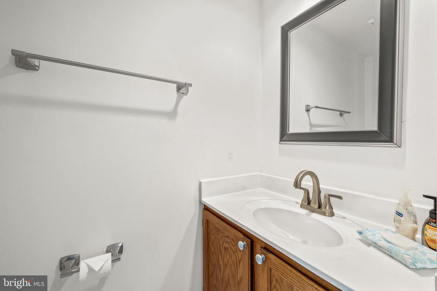 27 CATHEDRAL LN, STAFFORD, Virginia 22554, 4 Bedrooms Bedrooms, ,2 BathroomsBathrooms,Residential,For sale,27 CATHEDRAL LN,VAST2038994 MLS # VAST2038994