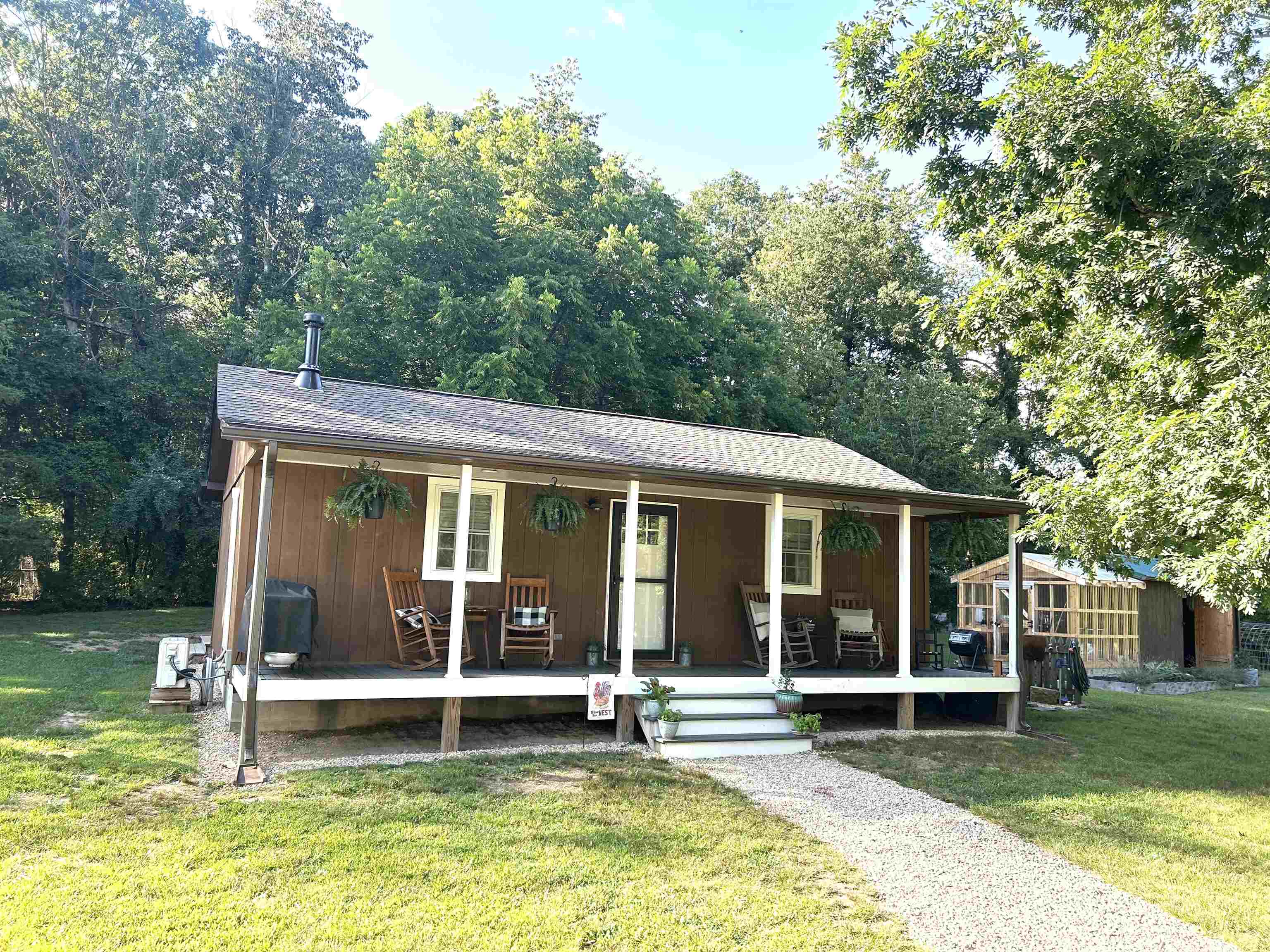 111 MAIN ST, MILLBORO, Virginia 24460, 2 Bedrooms Bedrooms, ,1 BathroomBathrooms,Residential,111 MAIN ST,667197 MLS # 667197