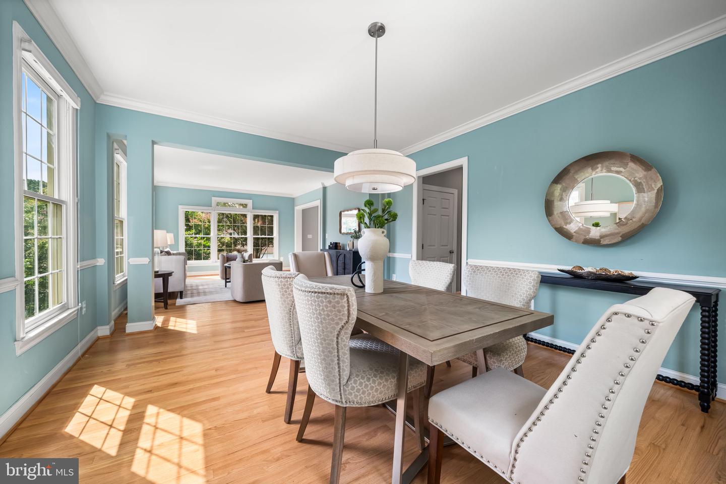 8104 CHARS LANDING CT, SPRINGFIELD, Virginia 22153, 5 Bedrooms Bedrooms, ,4 BathroomsBathrooms,Residential,For sale,8104 CHARS LANDING CT,VAFX2245928 MLS # VAFX2245928