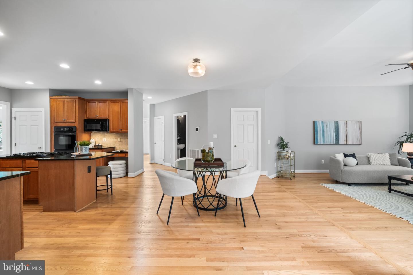 8104 CHARS LANDING CT, SPRINGFIELD, Virginia 22153, 5 Bedrooms Bedrooms, ,4 BathroomsBathrooms,Residential,For sale,8104 CHARS LANDING CT,VAFX2245928 MLS # VAFX2245928