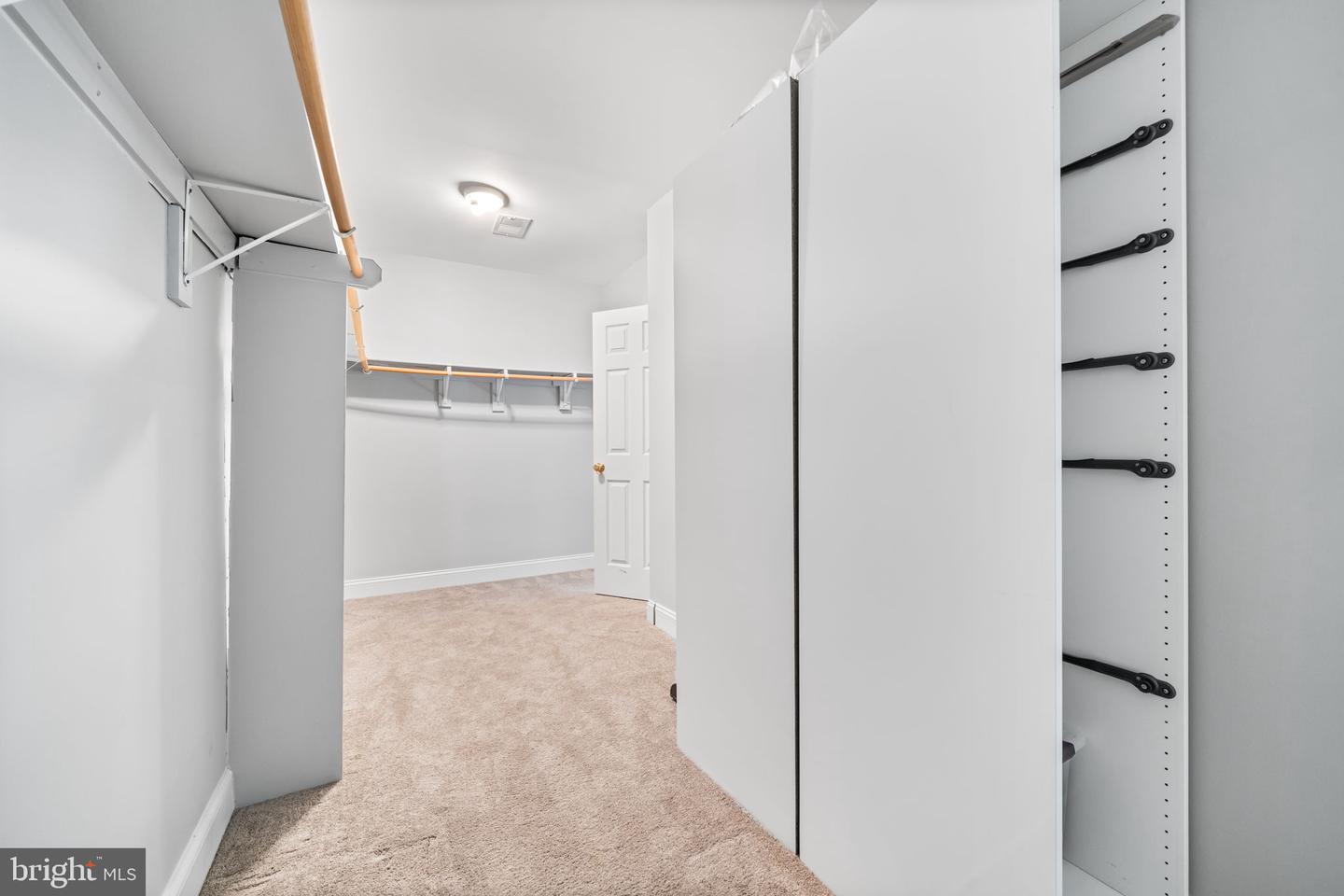 8104 CHARS LANDING CT, SPRINGFIELD, Virginia 22153, 5 Bedrooms Bedrooms, ,4 BathroomsBathrooms,Residential,For sale,8104 CHARS LANDING CT,VAFX2245928 MLS # VAFX2245928