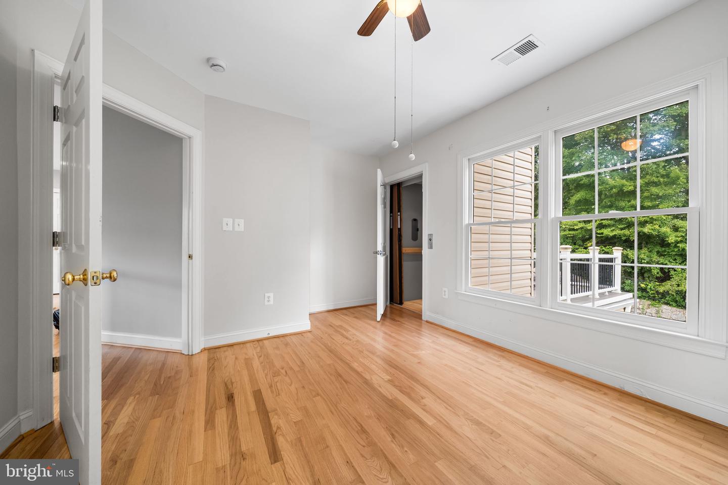 8104 CHARS LANDING CT, SPRINGFIELD, Virginia 22153, 5 Bedrooms Bedrooms, ,4 BathroomsBathrooms,Residential,For sale,8104 CHARS LANDING CT,VAFX2245928 MLS # VAFX2245928