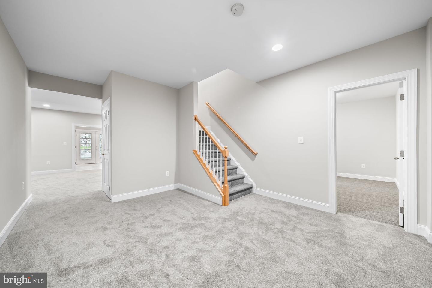 8104 CHARS LANDING CT, SPRINGFIELD, Virginia 22153, 5 Bedrooms Bedrooms, ,4 BathroomsBathrooms,Residential,For sale,8104 CHARS LANDING CT,VAFX2245928 MLS # VAFX2245928