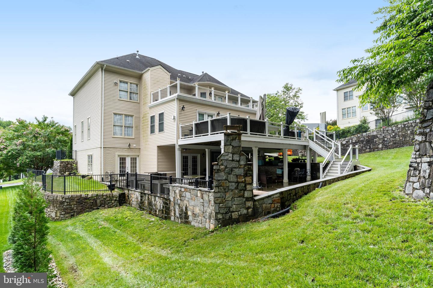 8104 CHARS LANDING CT, SPRINGFIELD, Virginia 22153, 5 Bedrooms Bedrooms, ,4 BathroomsBathrooms,Residential,For sale,8104 CHARS LANDING CT,VAFX2245928 MLS # VAFX2245928