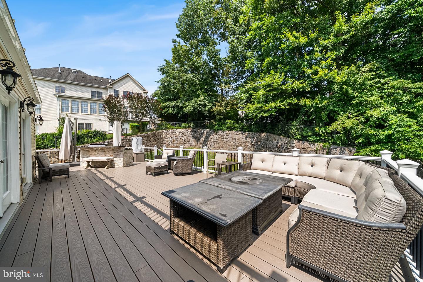 8104 CHARS LANDING CT, SPRINGFIELD, Virginia 22153, 5 Bedrooms Bedrooms, ,4 BathroomsBathrooms,Residential,For sale,8104 CHARS LANDING CT,VAFX2245928 MLS # VAFX2245928
