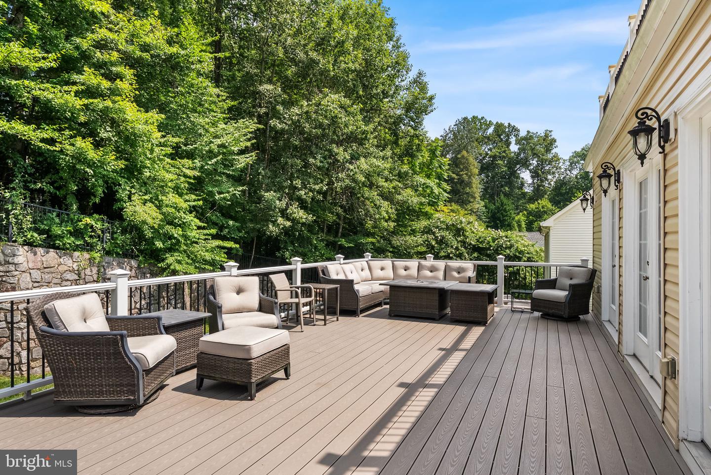 8104 CHARS LANDING CT, SPRINGFIELD, Virginia 22153, 5 Bedrooms Bedrooms, ,4 BathroomsBathrooms,Residential,For sale,8104 CHARS LANDING CT,VAFX2245928 MLS # VAFX2245928