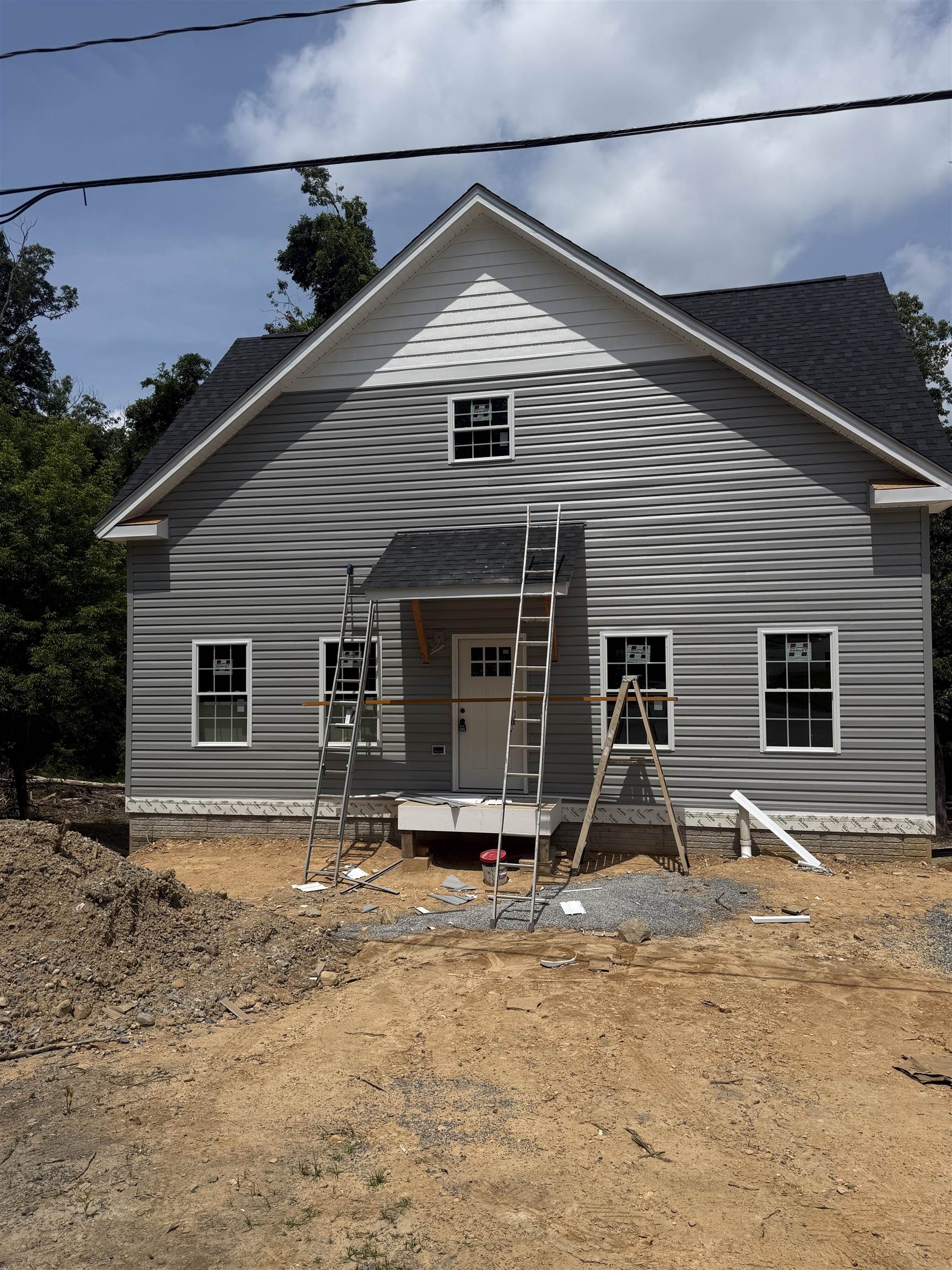 309 IVANHOE AVE, WAYNESBORO, Virginia 22980, 3 Bedrooms Bedrooms, ,2 BathroomsBathrooms,Residential,309 IVANHOE AVE,667207 MLS # 667207