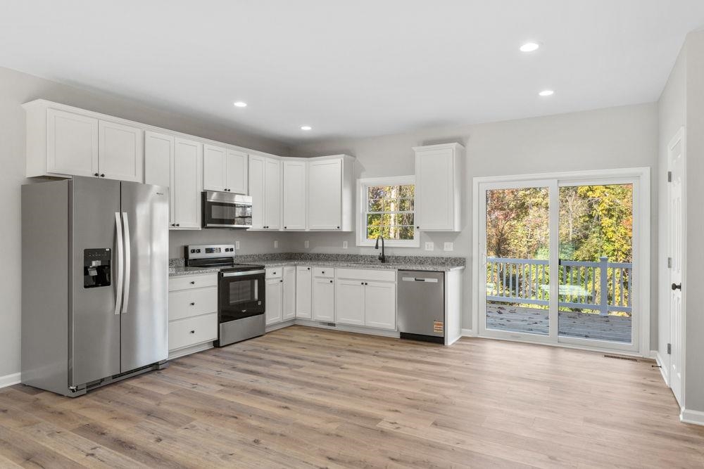 309 IVANHOE AVE, WAYNESBORO, Virginia 22980, 3 Bedrooms Bedrooms, ,2 BathroomsBathrooms,Residential,309 IVANHOE AVE,667207 MLS # 667207 309 IVANHOE AVE, WAYNESBORO, Virginia 22980, 3 Bedrooms Bedrooms, ,2 BathroomsBathrooms,Residential,309 IVANHOE AVE,667207 MLS # 667207