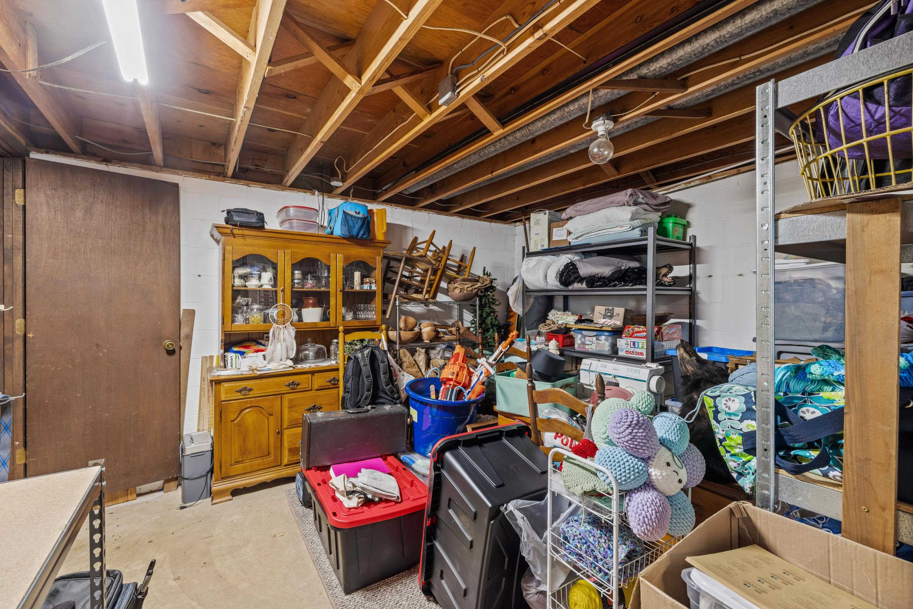 708 CHERRY HILL DR, STAUNTON, Virginia 24401, 3 Bedrooms Bedrooms, ,1 BathroomBathrooms,Residential,708 CHERRY HILL DR,667209 MLS # 667209