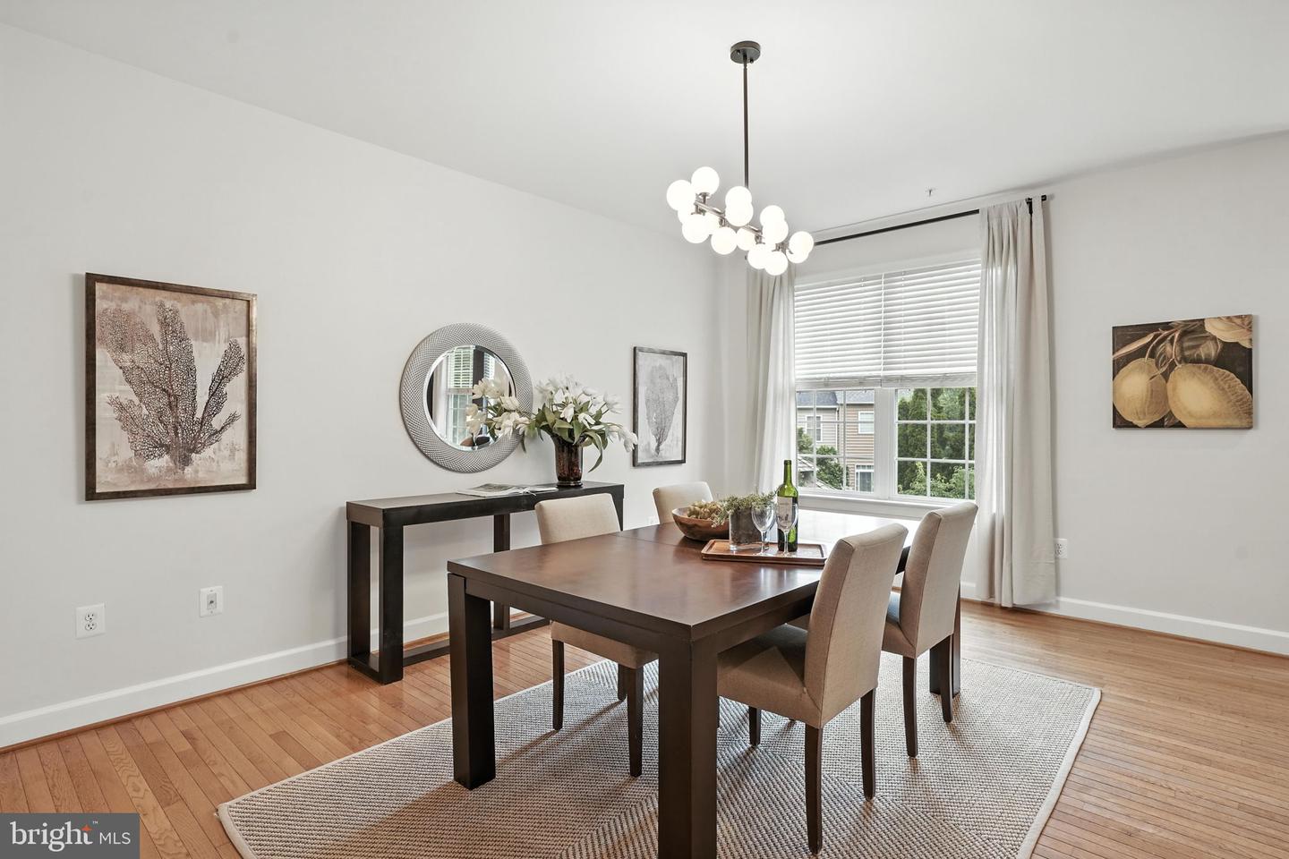 507 TRIADELPHIA WAY, ALEXANDRIA, Virginia 22312, 4 Bedrooms Bedrooms, ,3 BathroomsBathrooms,Residential,For sale,507 TRIADELPHIA WAY,VAAX2046340 MLS # VAAX2046340