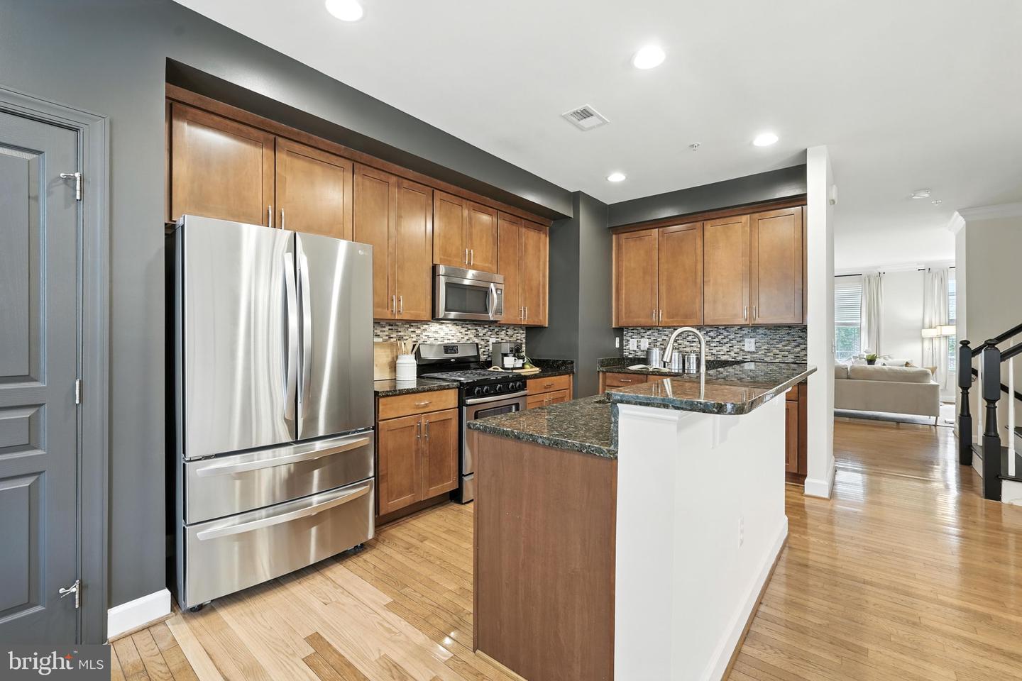 507 TRIADELPHIA WAY, ALEXANDRIA, Virginia 22312, 4 Bedrooms Bedrooms, ,3 BathroomsBathrooms,Residential,For sale,507 TRIADELPHIA WAY,VAAX2046340 MLS # VAAX2046340