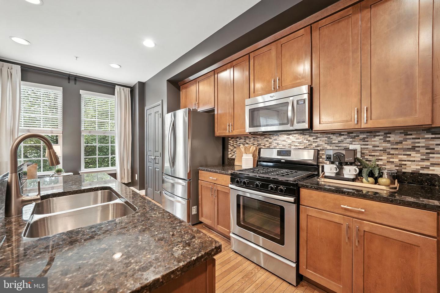 507 TRIADELPHIA WAY, ALEXANDRIA, Virginia 22312, 4 Bedrooms Bedrooms, ,3 BathroomsBathrooms,Residential,For sale,507 TRIADELPHIA WAY,VAAX2046340 MLS # VAAX2046340