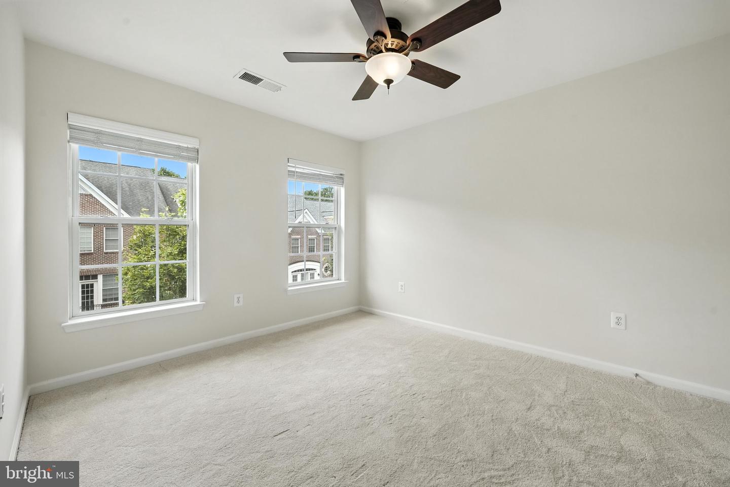 507 TRIADELPHIA WAY, ALEXANDRIA, Virginia 22312, 4 Bedrooms Bedrooms, ,3 BathroomsBathrooms,Residential,For sale,507 TRIADELPHIA WAY,VAAX2046340 MLS # VAAX2046340