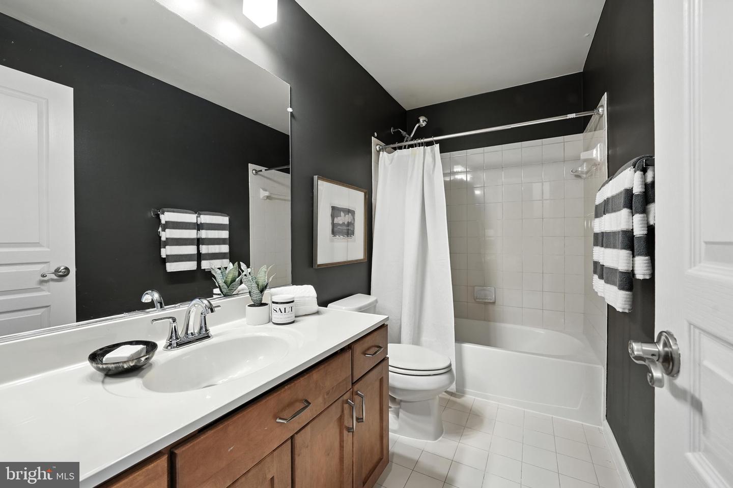 507 TRIADELPHIA WAY, ALEXANDRIA, Virginia 22312, 4 Bedrooms Bedrooms, ,3 BathroomsBathrooms,Residential,For sale,507 TRIADELPHIA WAY,VAAX2046340 MLS # VAAX2046340