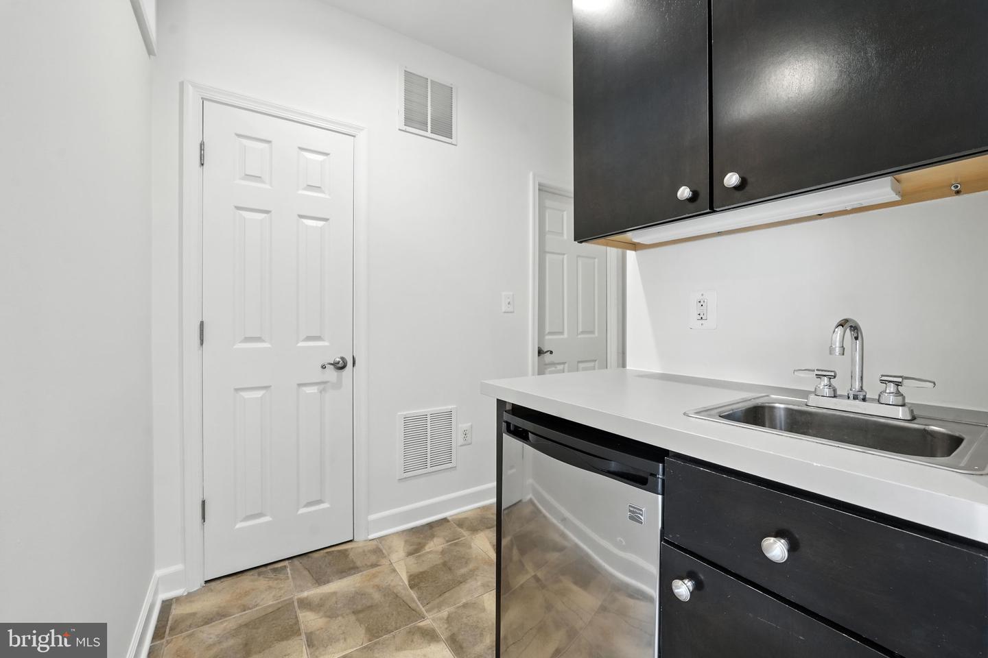 507 TRIADELPHIA WAY, ALEXANDRIA, Virginia 22312, 4 Bedrooms Bedrooms, ,3 BathroomsBathrooms,Residential,For sale,507 TRIADELPHIA WAY,VAAX2046340 MLS # VAAX2046340