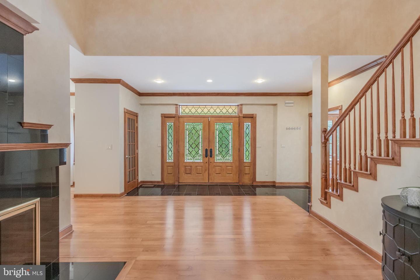1113 SWINKS MILL RD, MCLEAN, Virginia 22102, 5 Bedrooms Bedrooms, ,5 BathroomsBathrooms,Residential,For sale,1113 SWINKS MILL RD,VAFX2247472 MLS # VAFX2247472