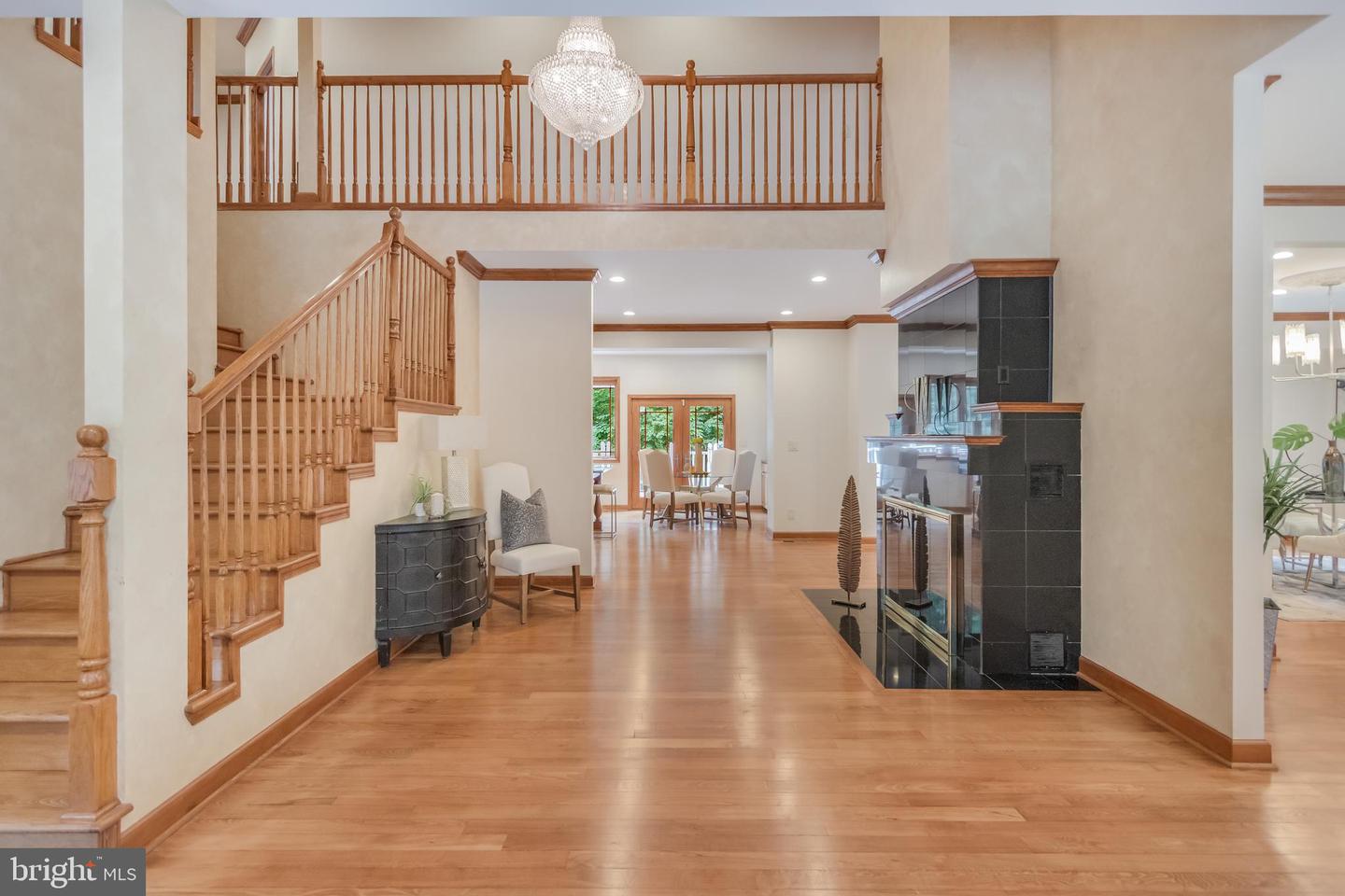1113 SWINKS MILL RD, MCLEAN, Virginia 22102, 5 Bedrooms Bedrooms, ,5 BathroomsBathrooms,Residential,For sale,1113 SWINKS MILL RD,VAFX2247472 MLS # VAFX2247472