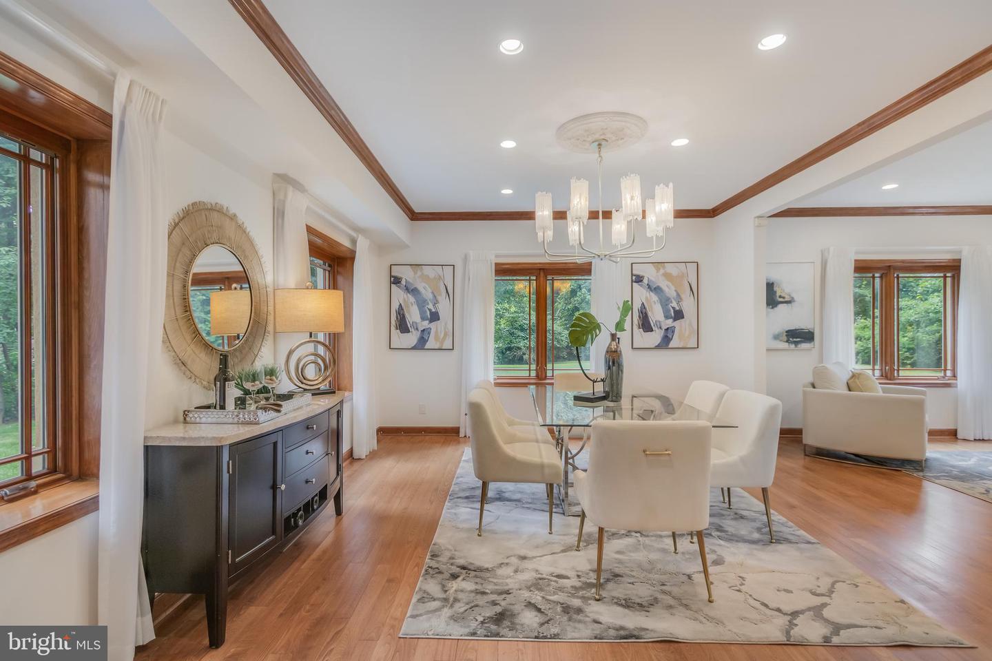 1113 SWINKS MILL RD, MCLEAN, Virginia 22102, 5 Bedrooms Bedrooms, ,5 BathroomsBathrooms,Residential,For sale,1113 SWINKS MILL RD,VAFX2247472 MLS # VAFX2247472