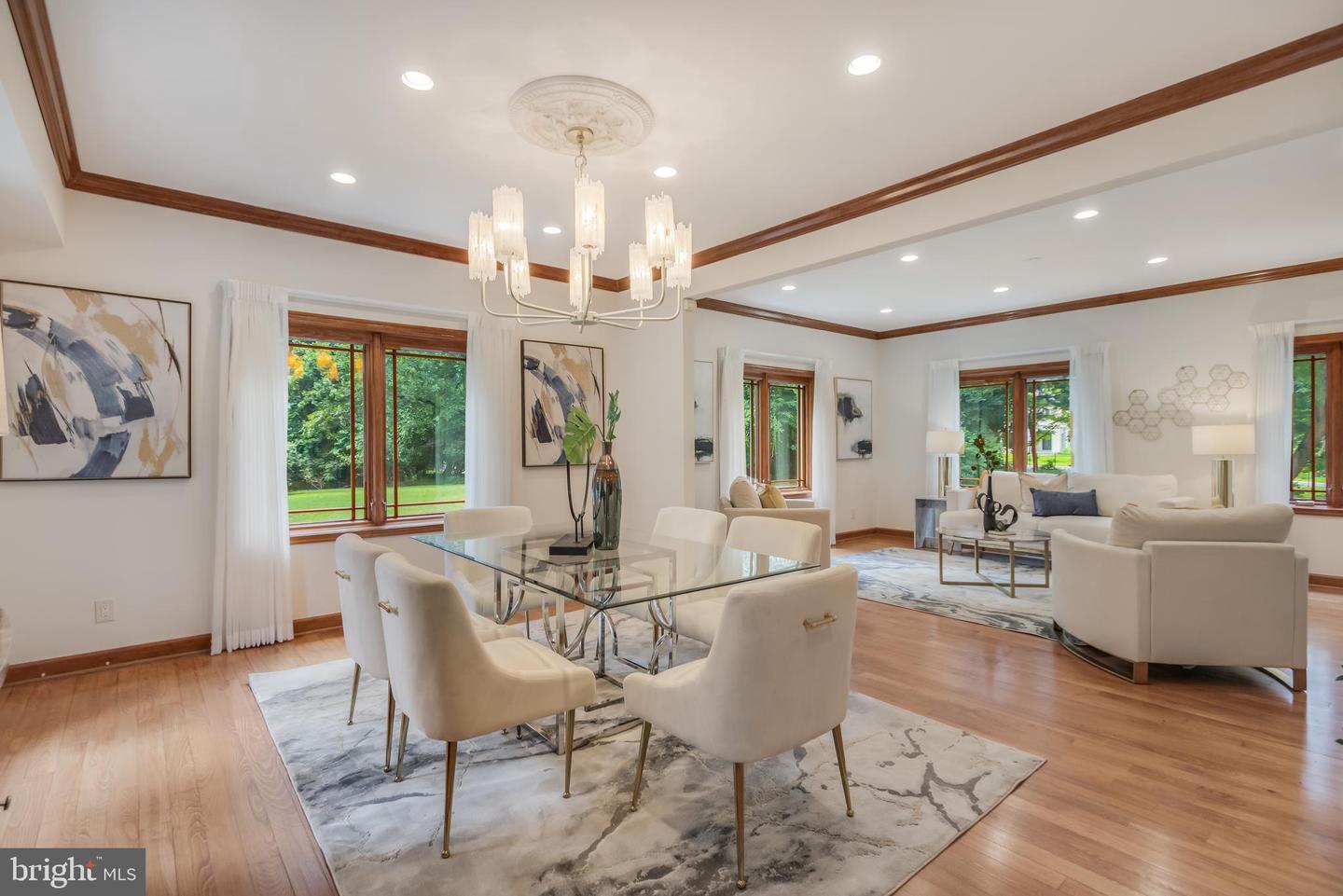 1113 SWINKS MILL RD, MCLEAN, Virginia 22102, 5 Bedrooms Bedrooms, ,5 BathroomsBathrooms,Residential,For sale,1113 SWINKS MILL RD,VAFX2247472 MLS # VAFX2247472