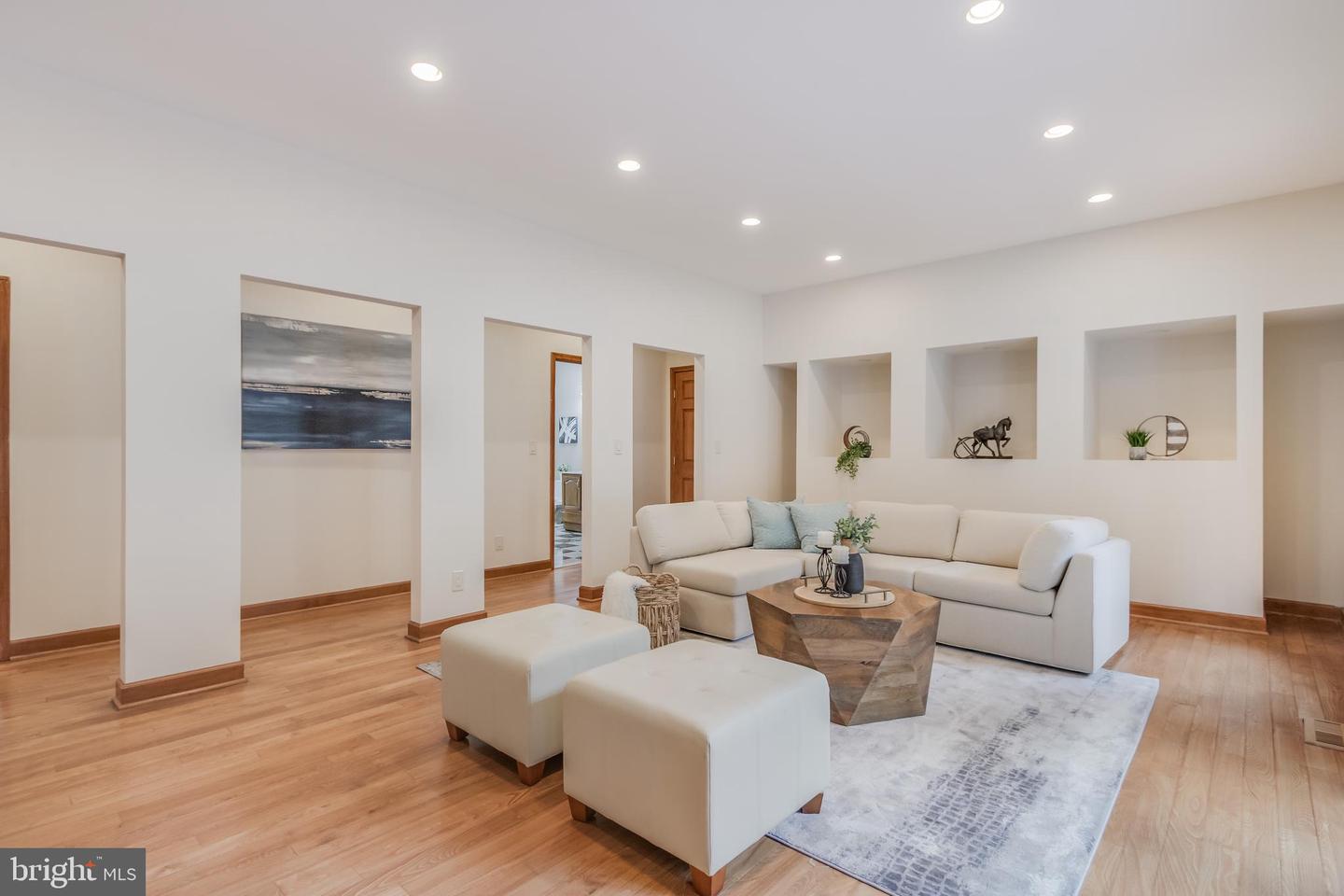 1113 SWINKS MILL RD, MCLEAN, Virginia 22102, 5 Bedrooms Bedrooms, ,5 BathroomsBathrooms,Residential,For sale,1113 SWINKS MILL RD,VAFX2247472 MLS # VAFX2247472