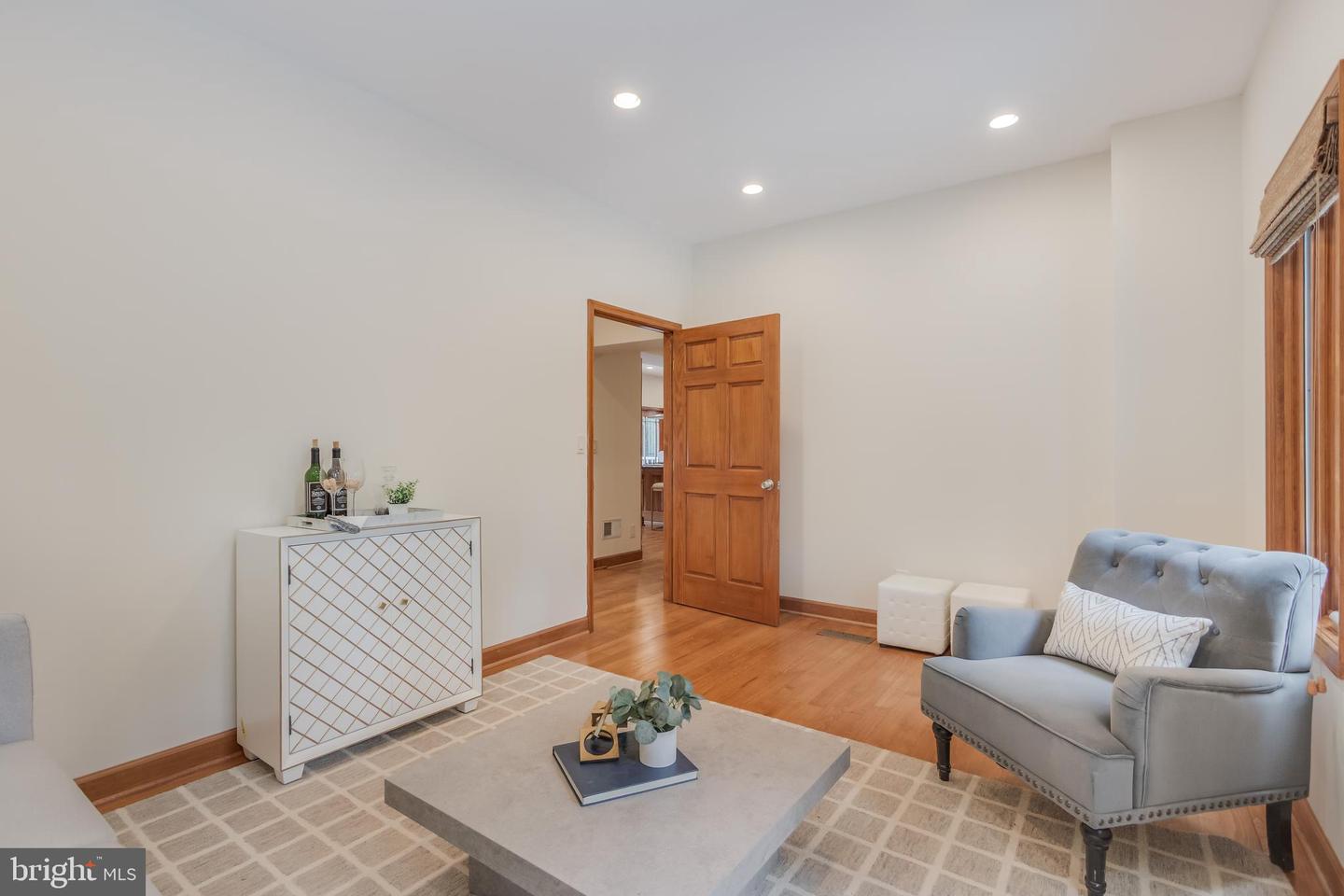 1113 SWINKS MILL RD, MCLEAN, Virginia 22102, 5 Bedrooms Bedrooms, ,5 BathroomsBathrooms,Residential,For sale,1113 SWINKS MILL RD,VAFX2247472 MLS # VAFX2247472