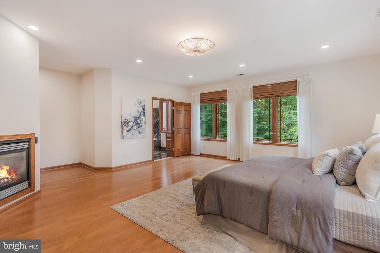 1113 SWINKS MILL RD, MCLEAN, Virginia 22102, 5 Bedrooms Bedrooms, ,5 BathroomsBathrooms,Residential,For sale,1113 SWINKS MILL RD,VAFX2247472 MLS # VAFX2247472