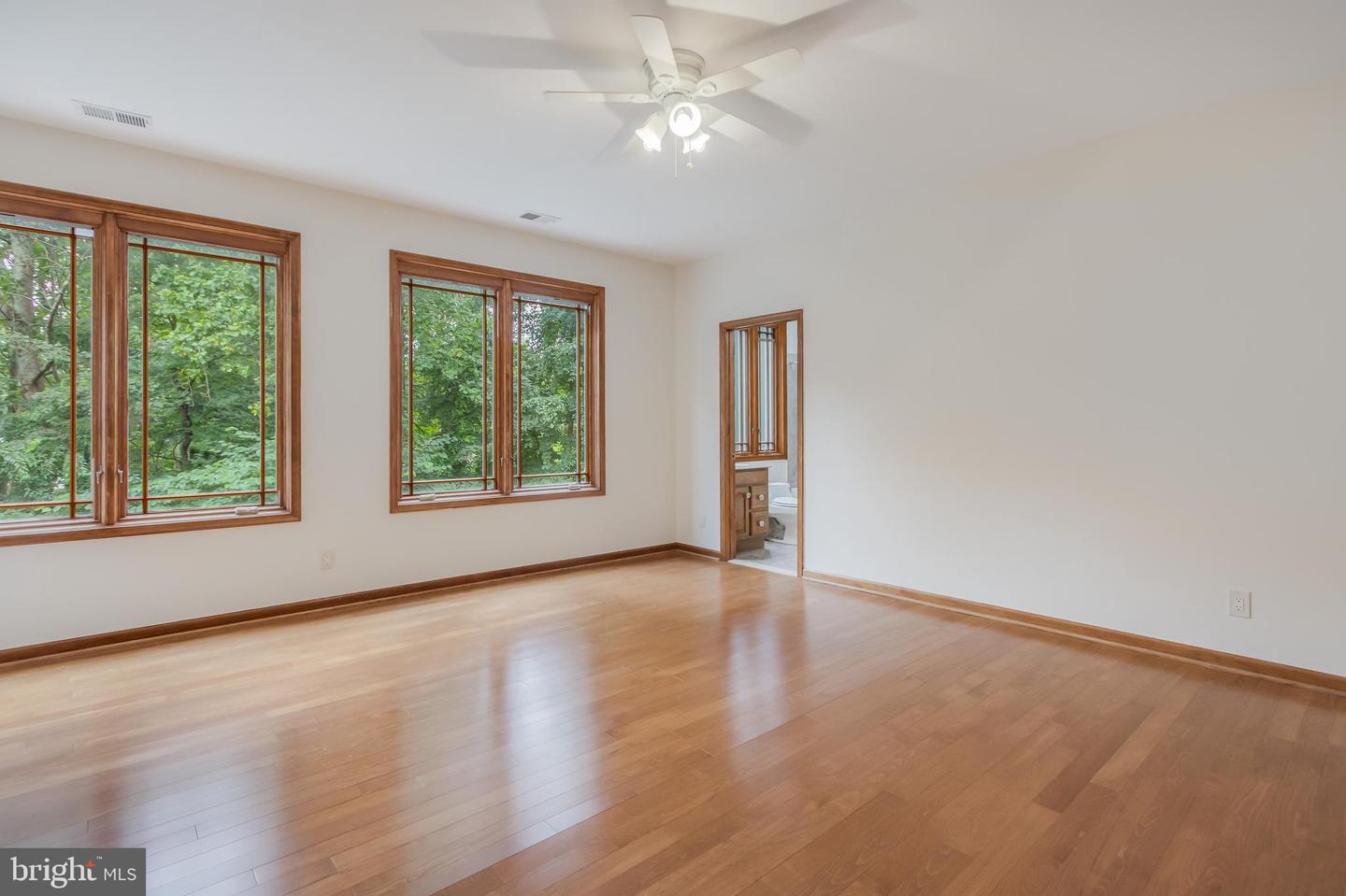 1113 SWINKS MILL RD, MCLEAN, Virginia 22102, 5 Bedrooms Bedrooms, ,5 BathroomsBathrooms,Residential,For sale,1113 SWINKS MILL RD,VAFX2247472 MLS # VAFX2247472
