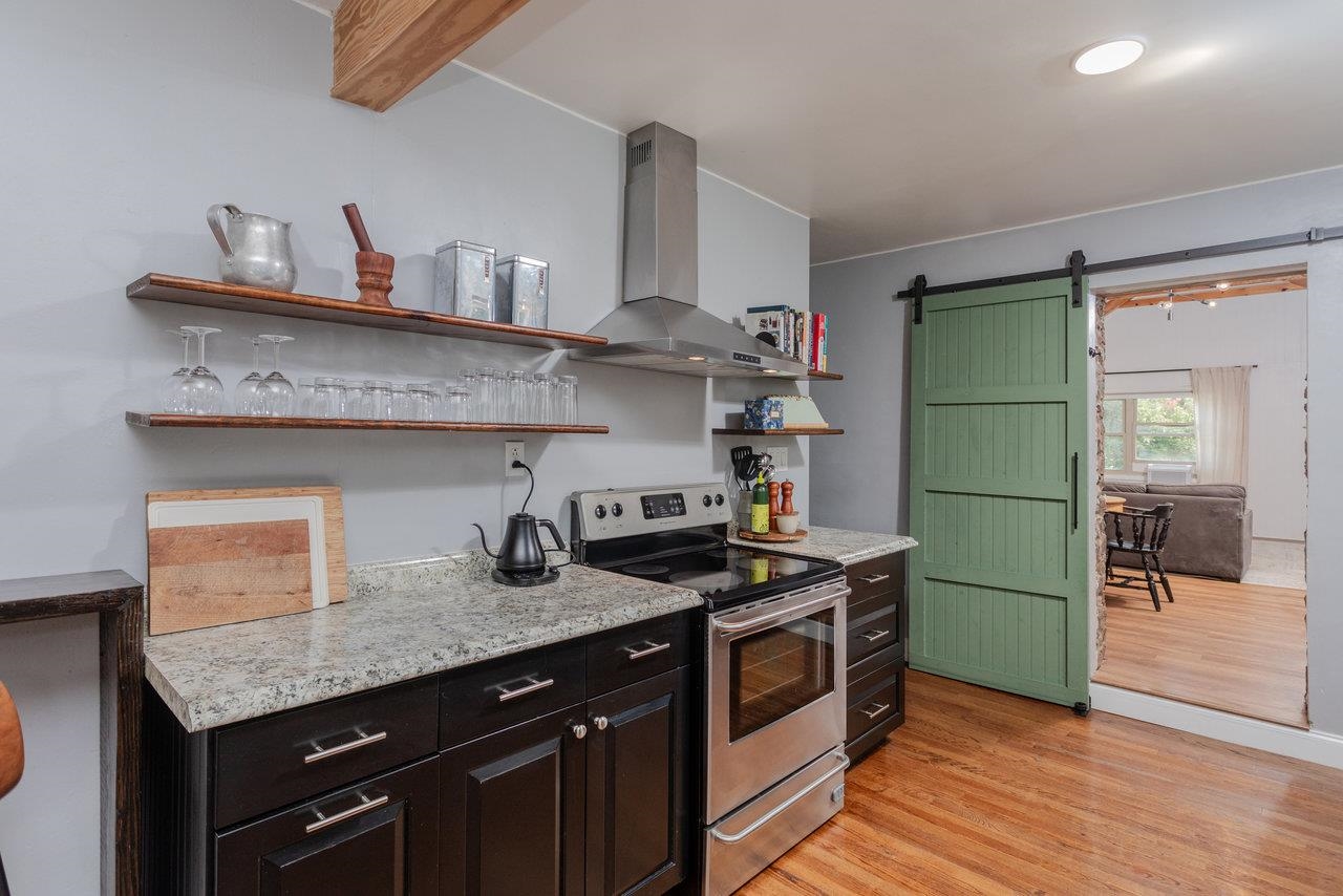 853 OLD FURNACE RD, HARRISONBURG, Virginia 22802, 4 Bedrooms Bedrooms, ,2 BathroomsBathrooms,Residential,853 OLD FURNACE RD,667218 MLS # 667218