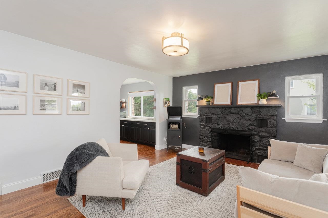 853 OLD FURNACE RD, HARRISONBURG, Virginia 22802, 4 Bedrooms Bedrooms, ,2 BathroomsBathrooms,Residential,853 OLD FURNACE RD,667218 MLS # 667218