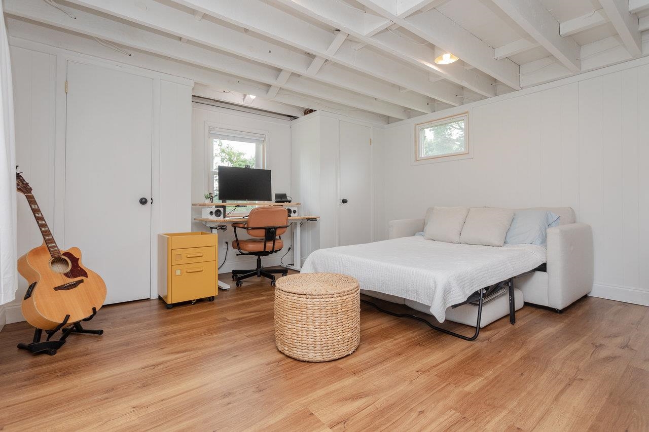 (Non-compliant bedroom, no closet)