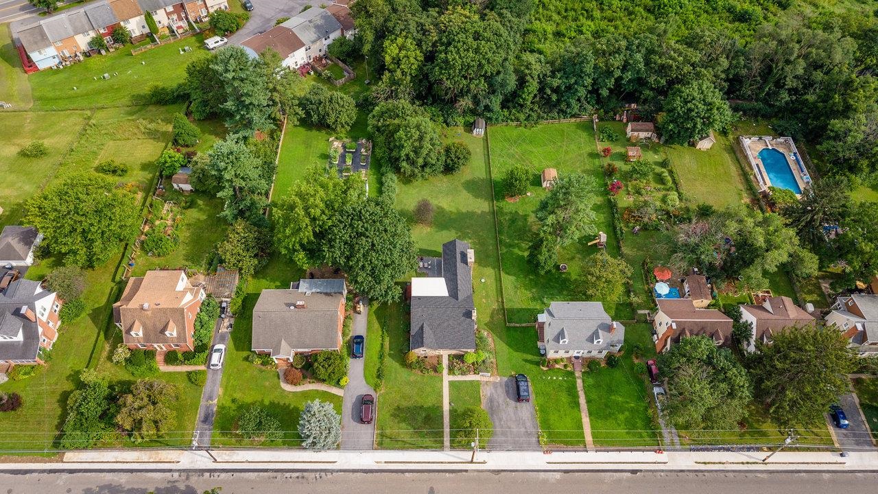 853 OLD FURNACE RD, HARRISONBURG, Virginia 22802, 4 Bedrooms Bedrooms, ,2 BathroomsBathrooms,Residential,853 OLD FURNACE RD,667218 MLS # 667218