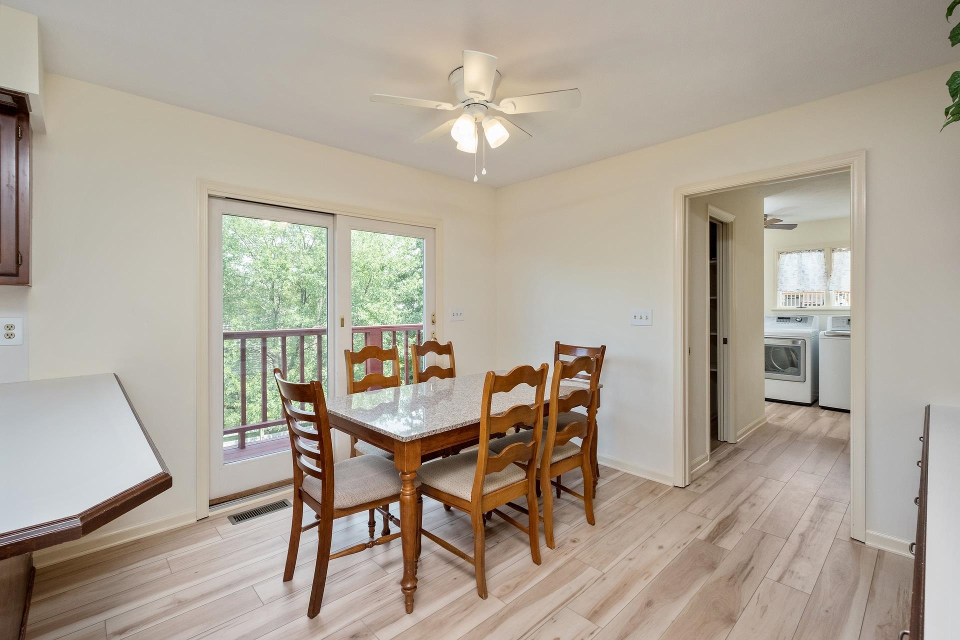 3346 WHITE OAK DR, ROCKINGHAM, Virginia 22801, 4 Bedrooms Bedrooms, ,3 BathroomsBathrooms,Residential,3346 WHITE OAK DR,667219 MLS # 667219